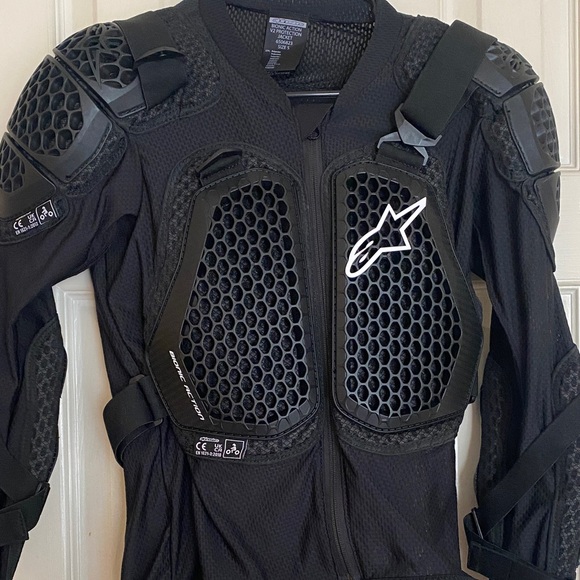 Alpinestars Bionic V2 Black Mesh Armored Jacket *New, Never worn* - Picture 1 of 6